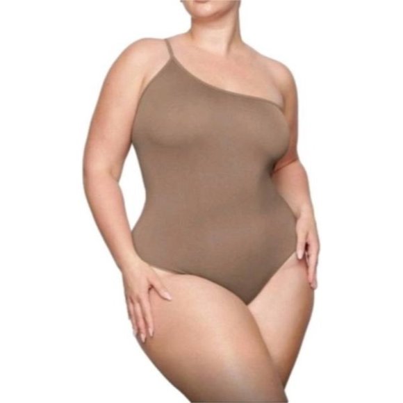 SKIMS Essential One Shoulder Bodysuit NEW Amethyst 2X/3X - Picture 12 of 12